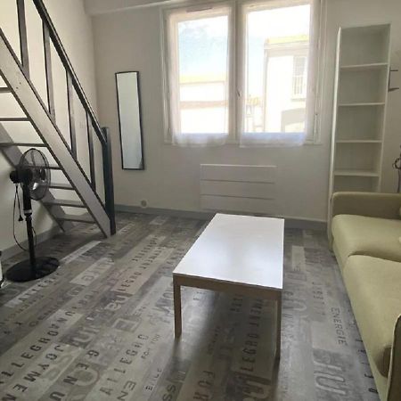 Appartement Tout Confort En Mezzanine A 20Mn A Pied Du Centre-Ville Avec Tv Et Wifi La Rochelle  Luaran gambar