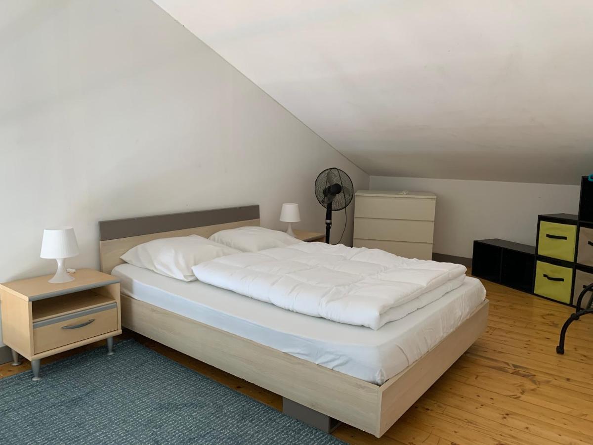 Appartement Tout Confort En Mezzanine A 20Mn A Pied Du Centre-Ville Avec Tv Et Wifi La Rochelle  Luaran gambar