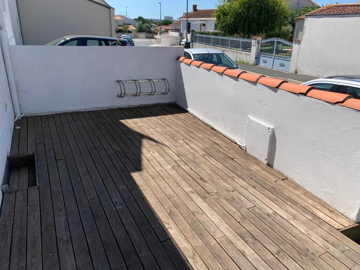Appartement Tout Confort En Mezzanine A 20Mn A Pied Du Centre-Ville Avec Tv Et Wifi La Rochelle  Luaran gambar