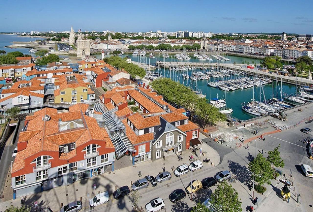 Appartement Tout Confort En Mezzanine A 20Mn A Pied Du Centre-Ville Avec Tv Et Wifi La Rochelle  Luaran gambar